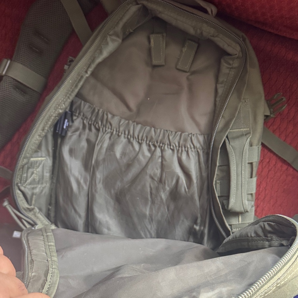 U.S. Army Olive Tactical Backpack - Picture 8 of 11